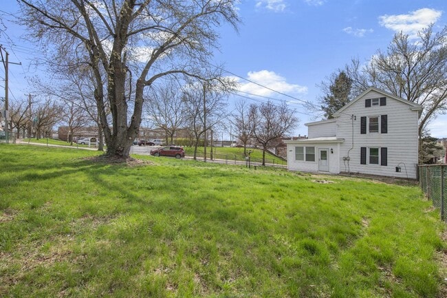 Photo - 520 Lincoln Ave