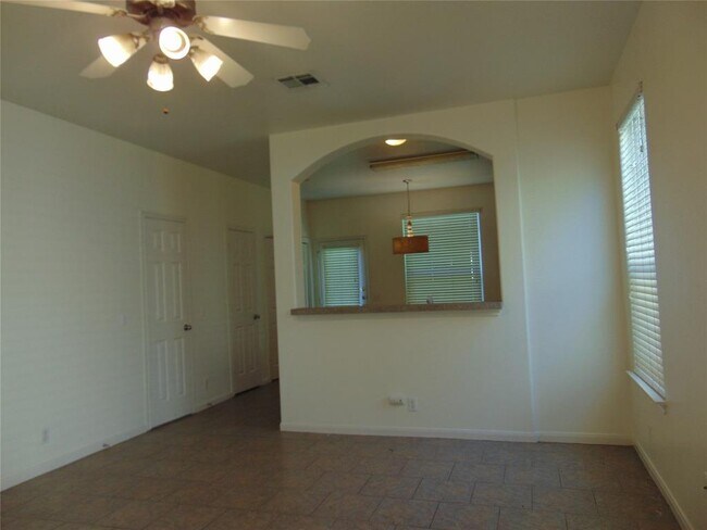 Photo - 2405 Allred Dr