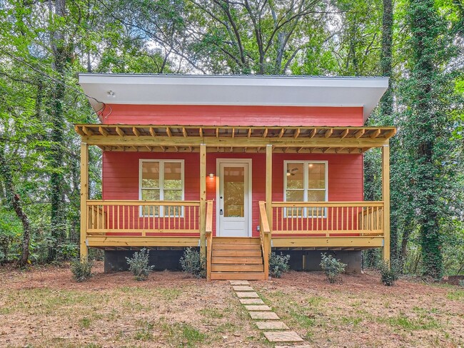 Delightful 2bd/1bth, where rustic charm me... - Delightful 2bd/1bth, where rustic charm me... House