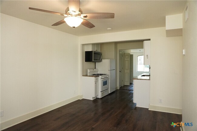 Photo - 1019 Haynes St