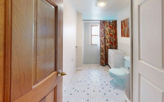 Photo - 16 Templeton Pkwy Unidad 3