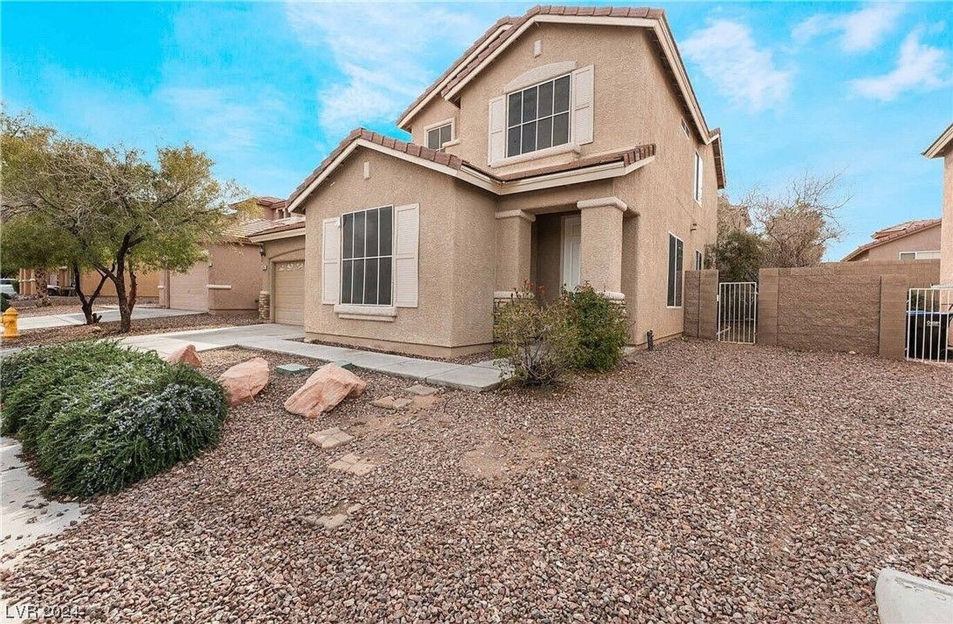 Spacious 5-Bedroom Henderson Home with Bal... - Spacious 5-Bedroom Henderson Home with Bal...
