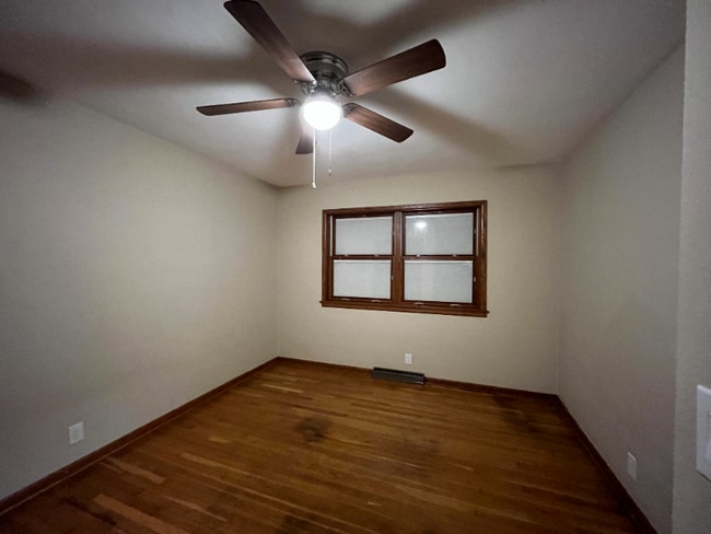 Photo - 601 E Mumford Dr
