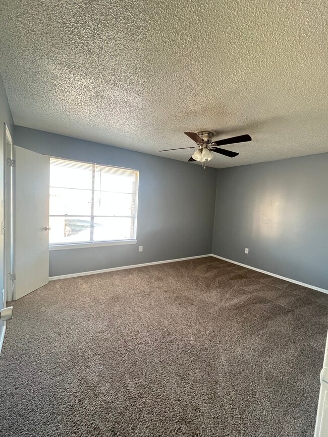 Photo - Rosemont Apartments