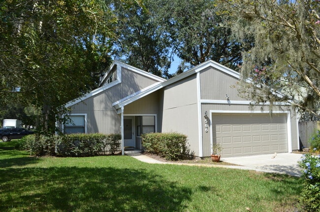 Building Photo - Location, Location! St Johns County, home ...