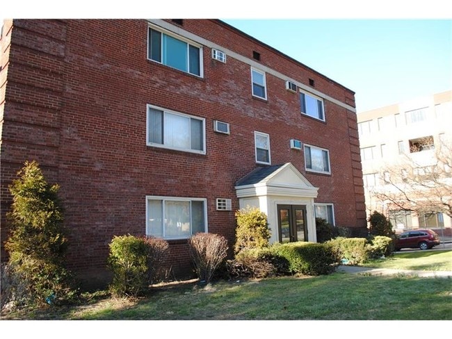 Photo - 5237 Fifth Ave Unit B1