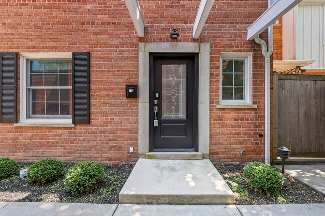 Photo - 772 Green Bay Rd Townhome