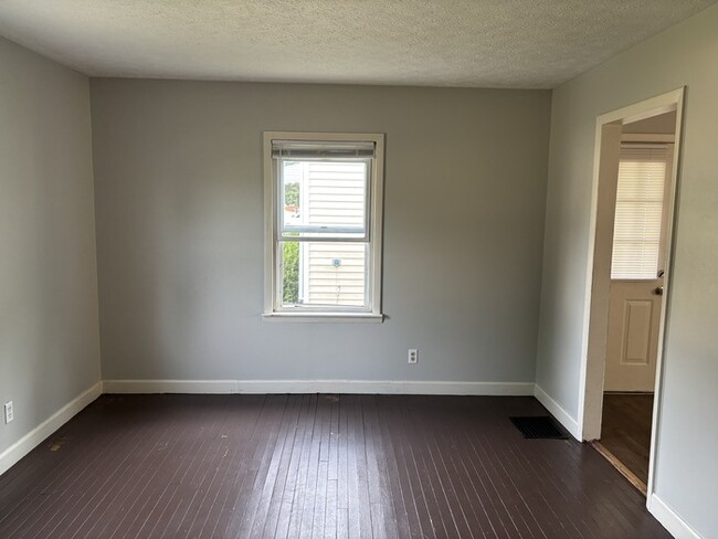 Photo - 2238 Howey Rd