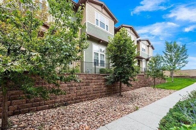 Photo - Beautiful 2 bedroom townhouse near Pine Creek!