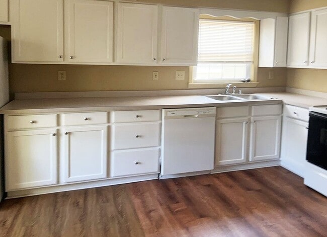 Photo - QUN 217-219 Unidad 217 Norway Street