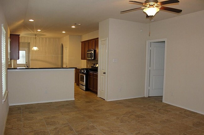 Photo - 3043 Heather Grove Lane