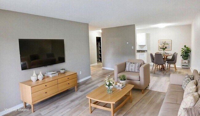 Photo - 14831-14104 104 Ave Unit 210