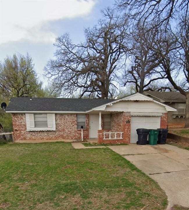 Building Photo - 545 Greenvale Rd Rental