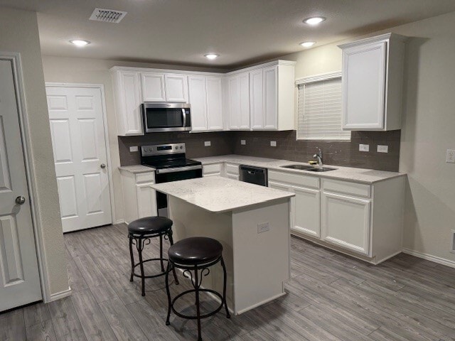 Building Photo - 1527 Vega Dr