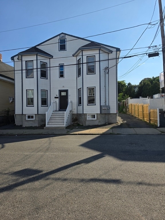 Building Photo - 14 Ridgeway St Unit 1