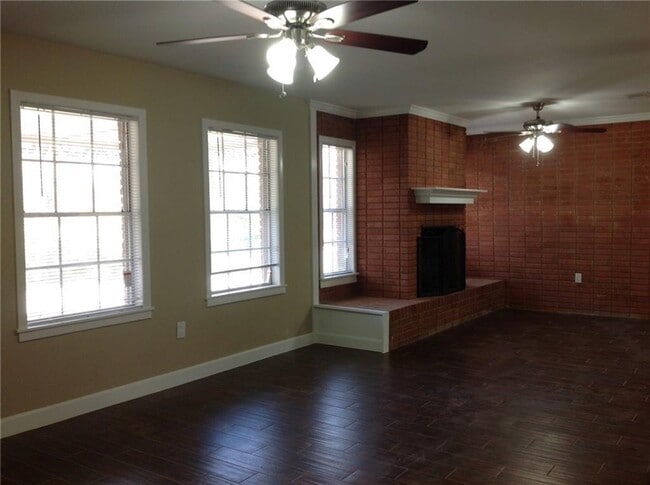 Photo - 11511 Whitewing Ave