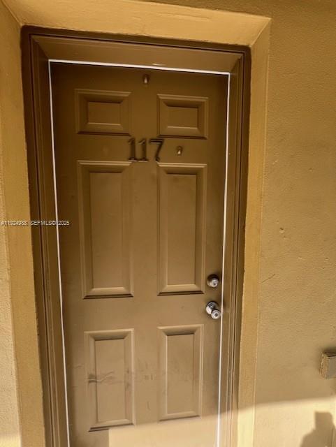 Photo - 241 S Royal Poinciana Blvd Unidad 117