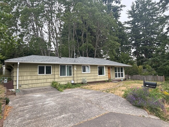 Photo - 3604 Madrona St House