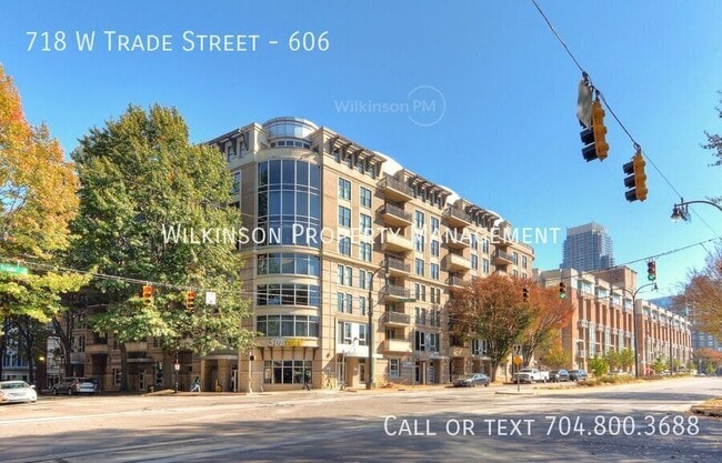 Building Photo - 718 W Trade St Unit 606
