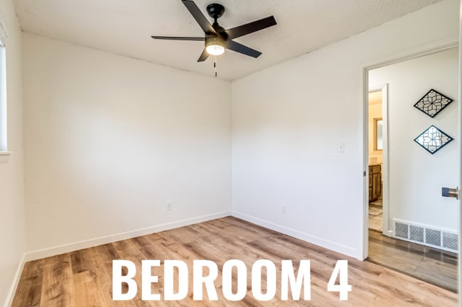 Photo - 9341 Hoffman Way