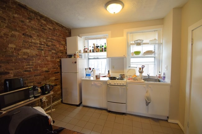 Photo - 15 Gardner St Unit 04