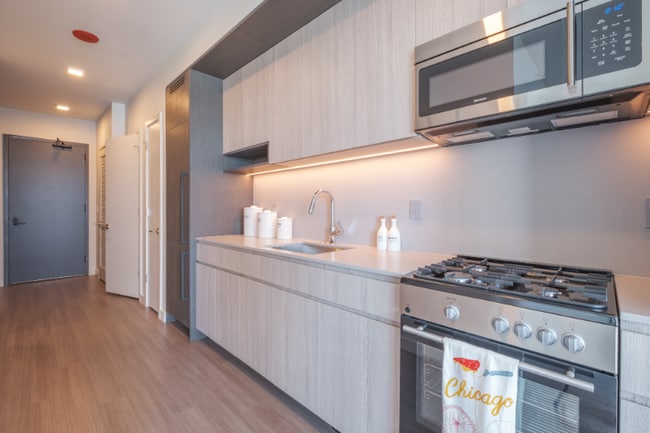 Photo - 101 E Roosevelt Rd