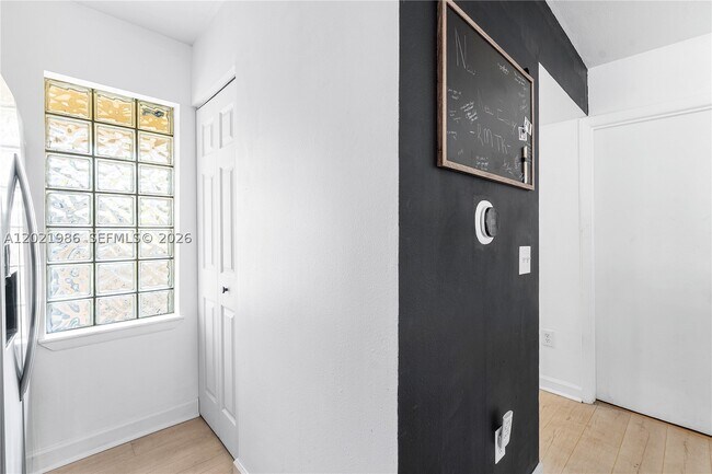 Building Photo - 312 West Dr Unit 312