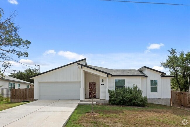 Building Photo - 4302 Liberty Ln Rental