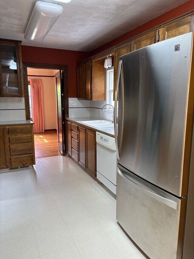 Photo - Classic Brick Charmer - 4 Bedroom