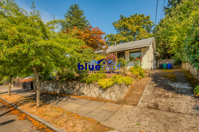Building Photo - 54 SE 74th Ave Rental
