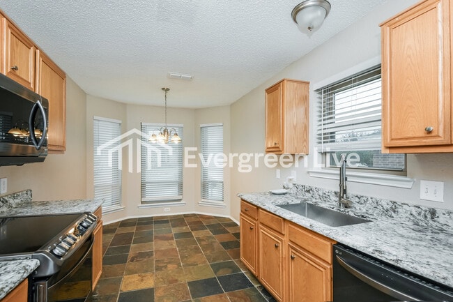 Photo - 2528 Concina Way