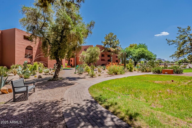 Photo - 4303 E Cactus Rd Unit 302