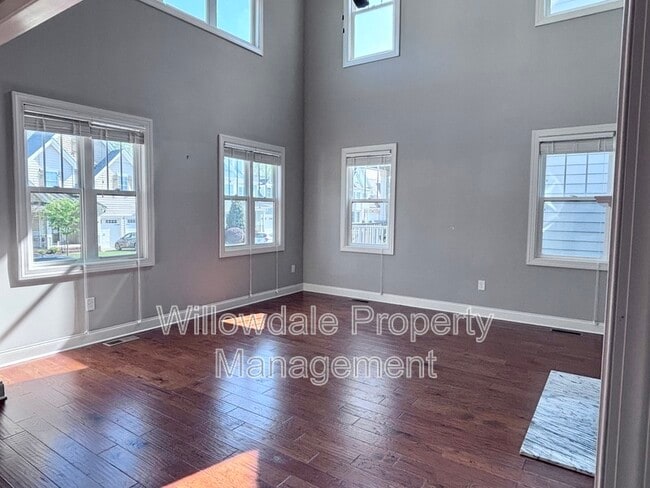 Photo - 1863 Lake Glen Dr