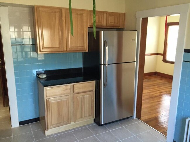 Photo - 48 Oak St Unit #2