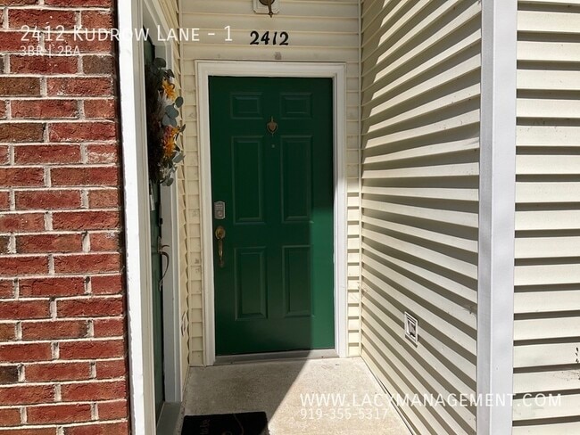 Photo - 2412 Kudrow Ln