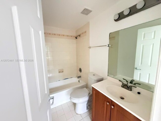 Photo - 701 SW 148th Ave