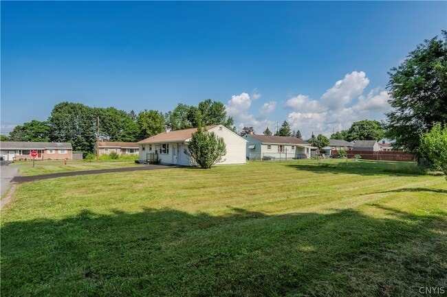 Photo - 222 Wilber St