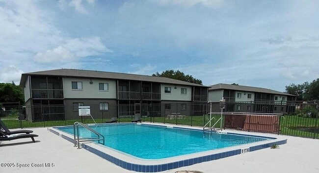 Photo - 1802 University Ln Unit 208