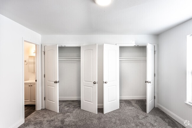 2HAB, 2BA - 1,050 ft²