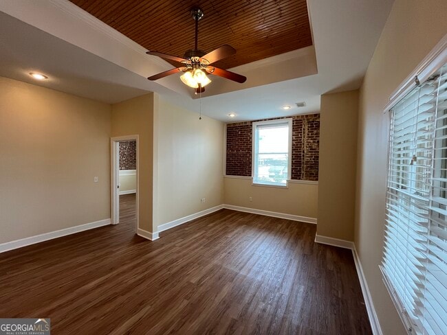 Photo - 55 E Main St