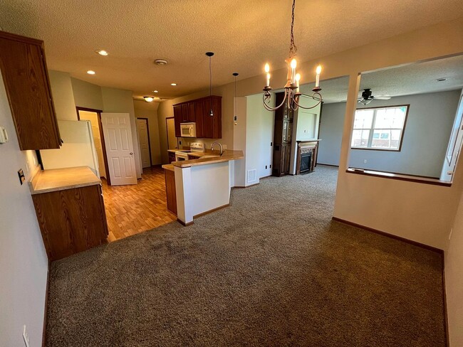 Photo - 1979 Sierra Dr Townhome