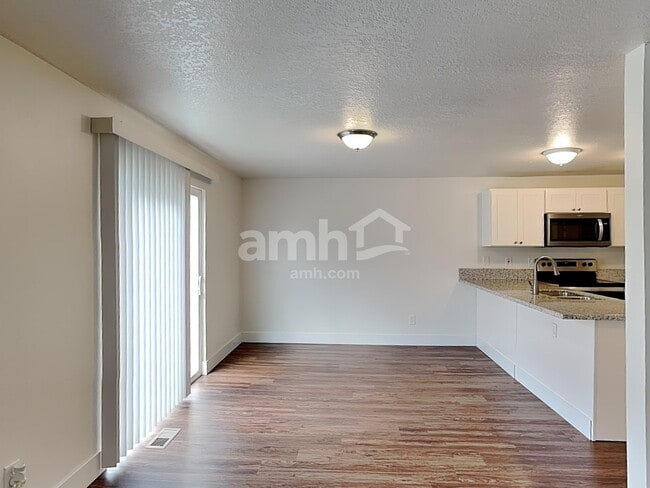 Photo - 16986 SW Steele Way