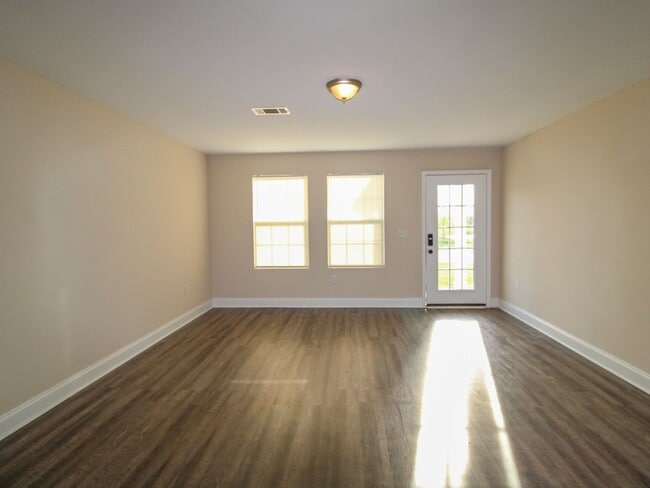 Photo - Charming 3BR/2BA Duplex Close to Shopping & Schools
