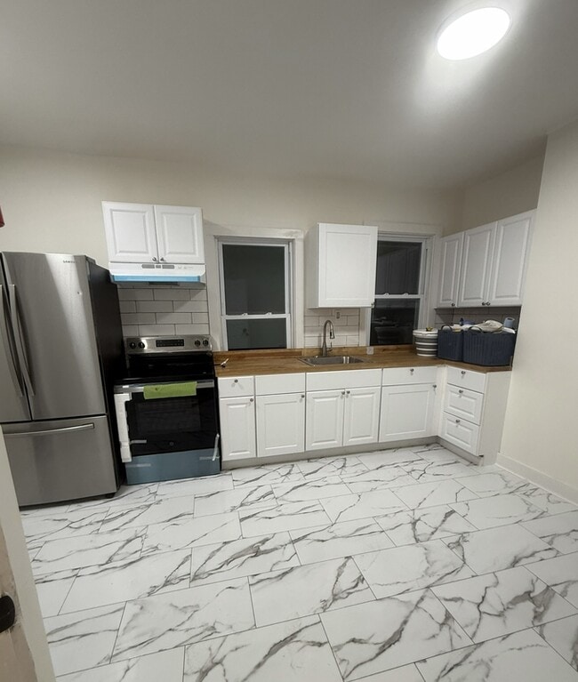 Photo - 89 S Cherry St