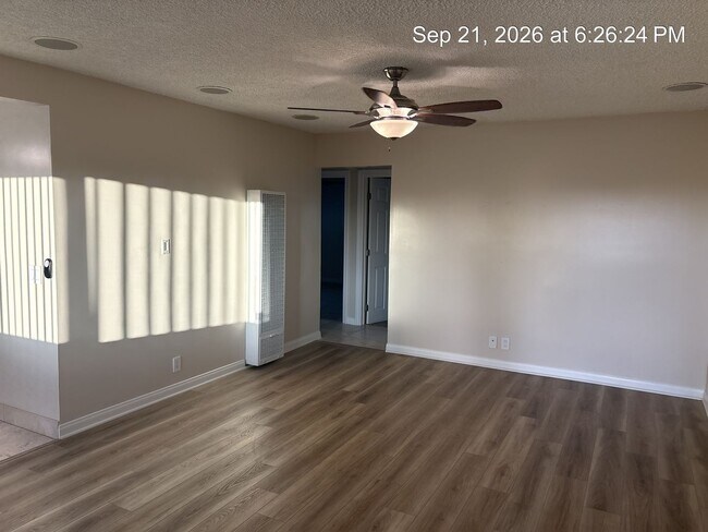 3004 Royal Palm Dr Unidad C