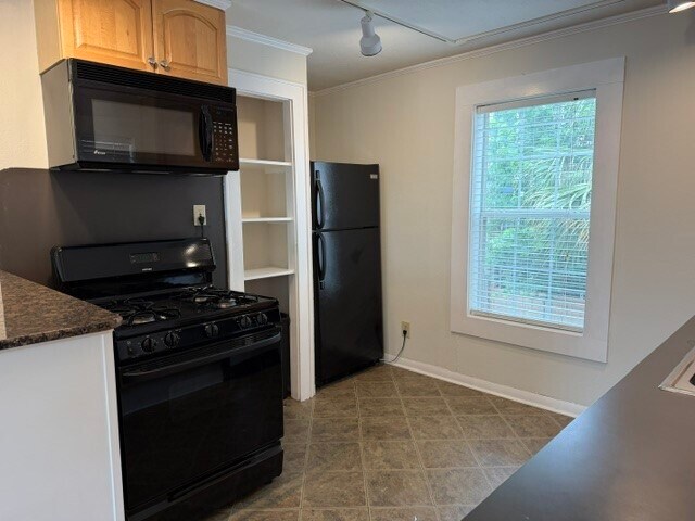 Photo - 1844 Missouri St