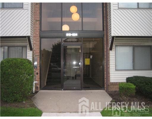 Photo - 802 Edison Glen Terrace