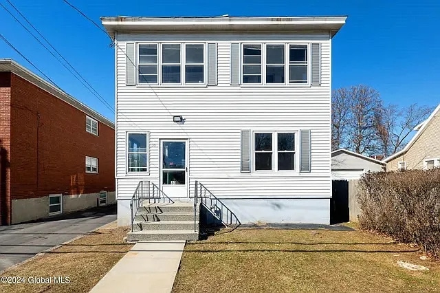 Building Photo - 20 Russell Rd Unit 2F Rental