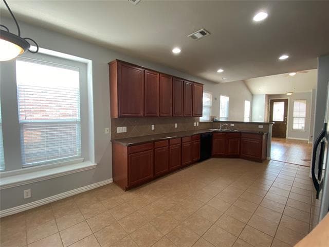 Photo - 1708 Adams Pl