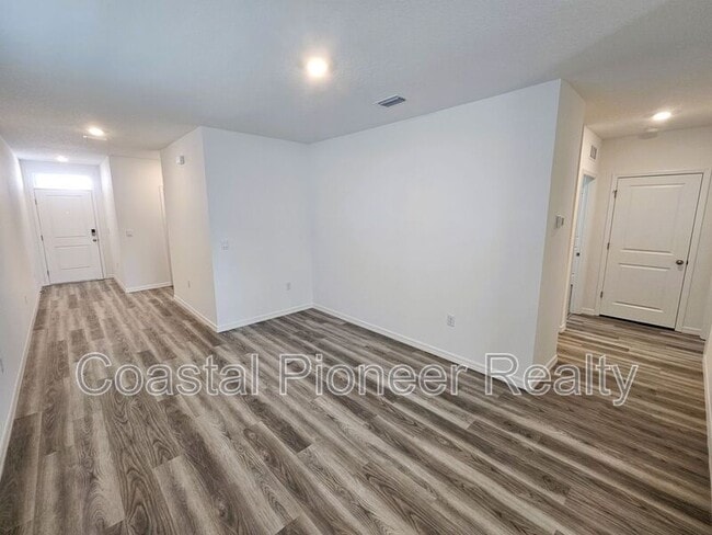 Photo - 32476 Weathered Oak Dr